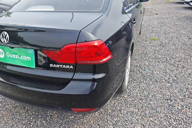 Used Volkswagen Santana 2018 1.5L Manual Comfort Edition Right Rear Taillight