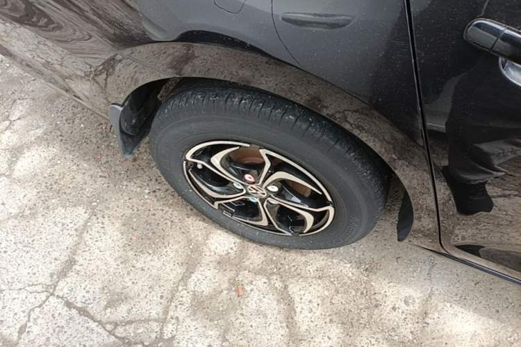 Used Volkswagen Santana 2018 1.5L Manual Fashion Edition Right Rear Wheel Hub