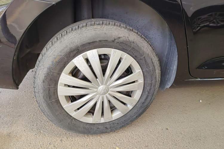 Used Volkswagen Santana 2018 1.5L Automatic Fashion Edition Right Rear Wheel Hub