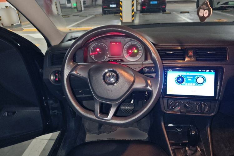 Used Volkswagen Santana 2018 1.5L Automatic Fashion Edition Steering Wheel