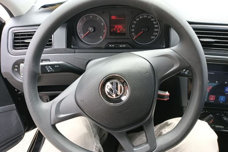 Used Volkswagen Santana 2018 1.5L Manual Fashion Edition Steering Wheel