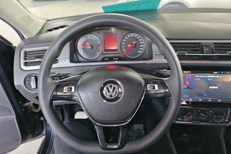 Used Volkswagen Santana 2018 1.5L Manual Comfort Edition Steering Wheel