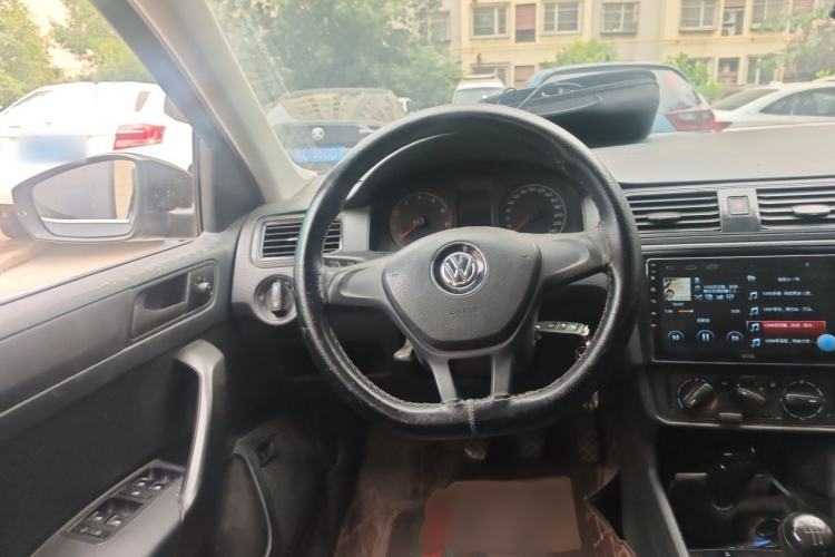 Used Volkswagen Santana 2018 1.5L Manual Fashion Edition Steering Wheel