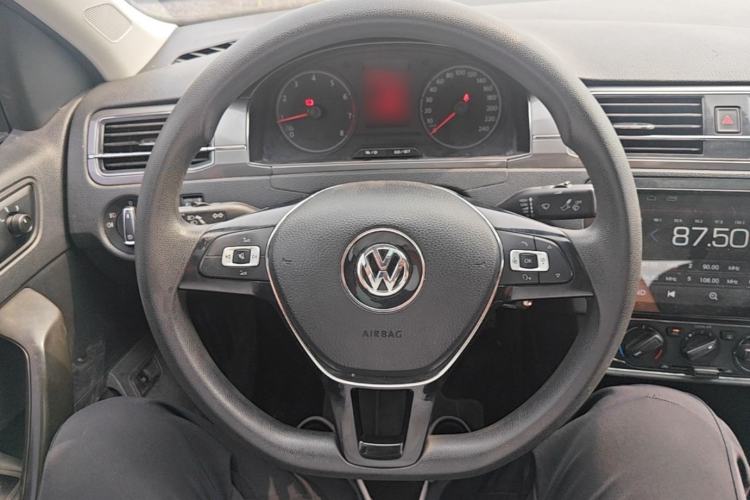 Used Volkswagen Santana 2018 1.5L Manual Comfort Edition Steering Wheel