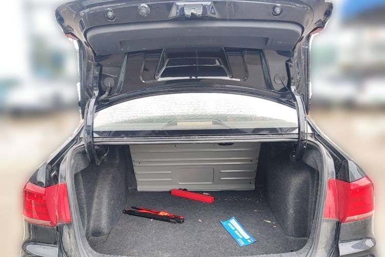 Used Volkswagen Santana 2018 1.5L Manual Fashion Edition Trunk
