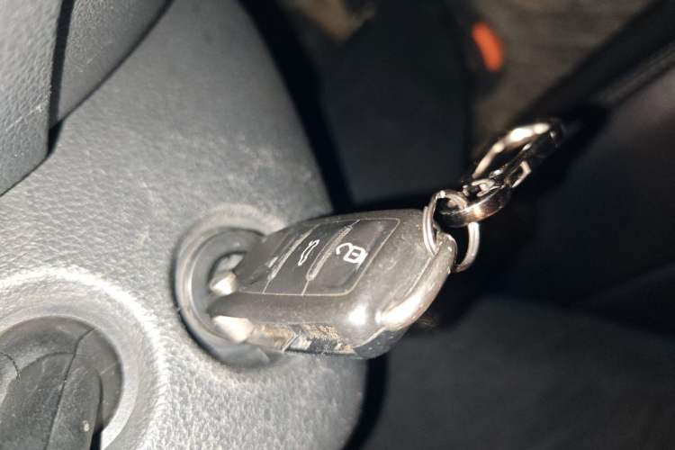 Used Volkswagen Santana 2018 1.5L Automatic Fashion Edition Vehicle Key