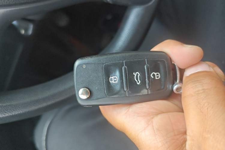 Used Volkswagen Santana 2018 1.5L Manual Fashion Edition Vehicle Key