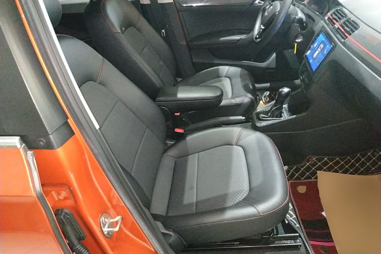 Used Volkswagen Santana 2018 Haval H9 1.5L Automatic Comfort Edition Right Front Seat