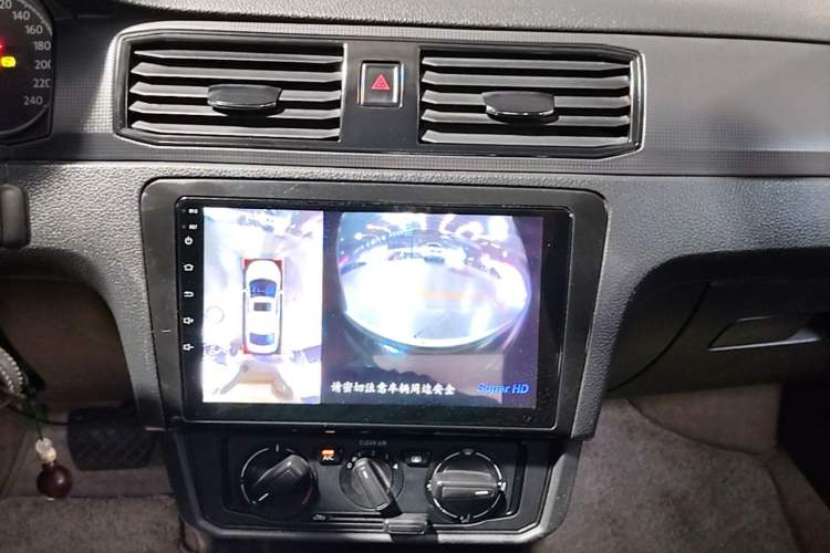 Used Volkswagen Santana 2018 1.5L Automatic Fashion Edition Audio And AC Panel