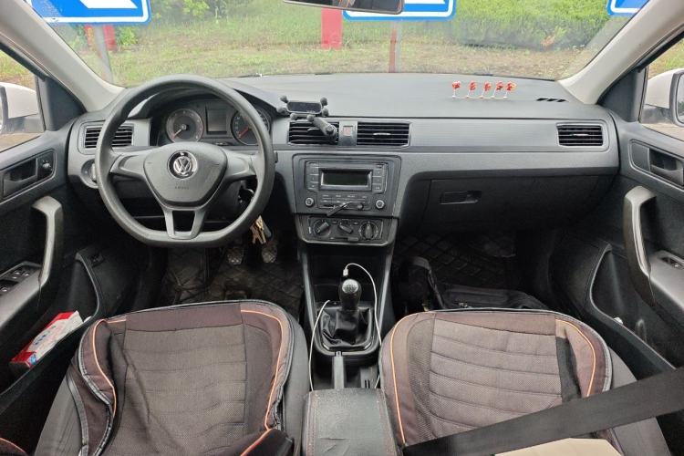 Used Volkswagen Santana 2018 1.5L Manual Fashion Edition Center Console