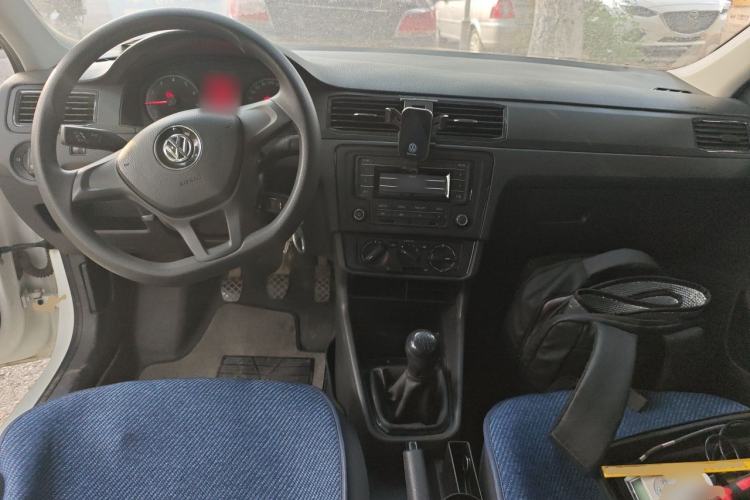 Used Volkswagen Santana 2018 1.5L Manual Fashion Edition Center Console