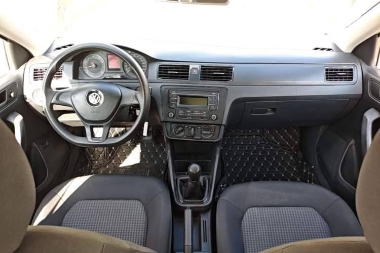 Used Volkswagen Santana 2018 1.5L Manual Fashion Edition Center Console
