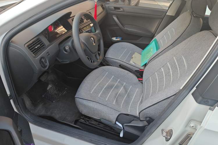 Used Volkswagen Santana 2018 1.5L Automatic Fashion Edition Driver Seat