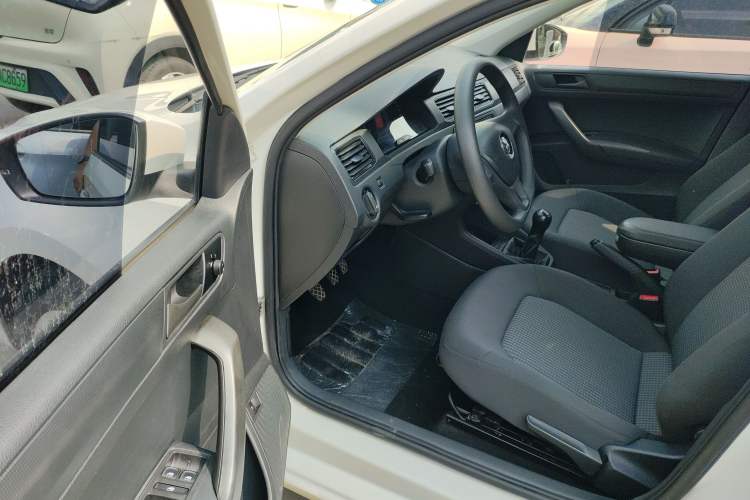 Used Volkswagen Santana 2018 1.5L Manual Fashion Edition Driver Seat