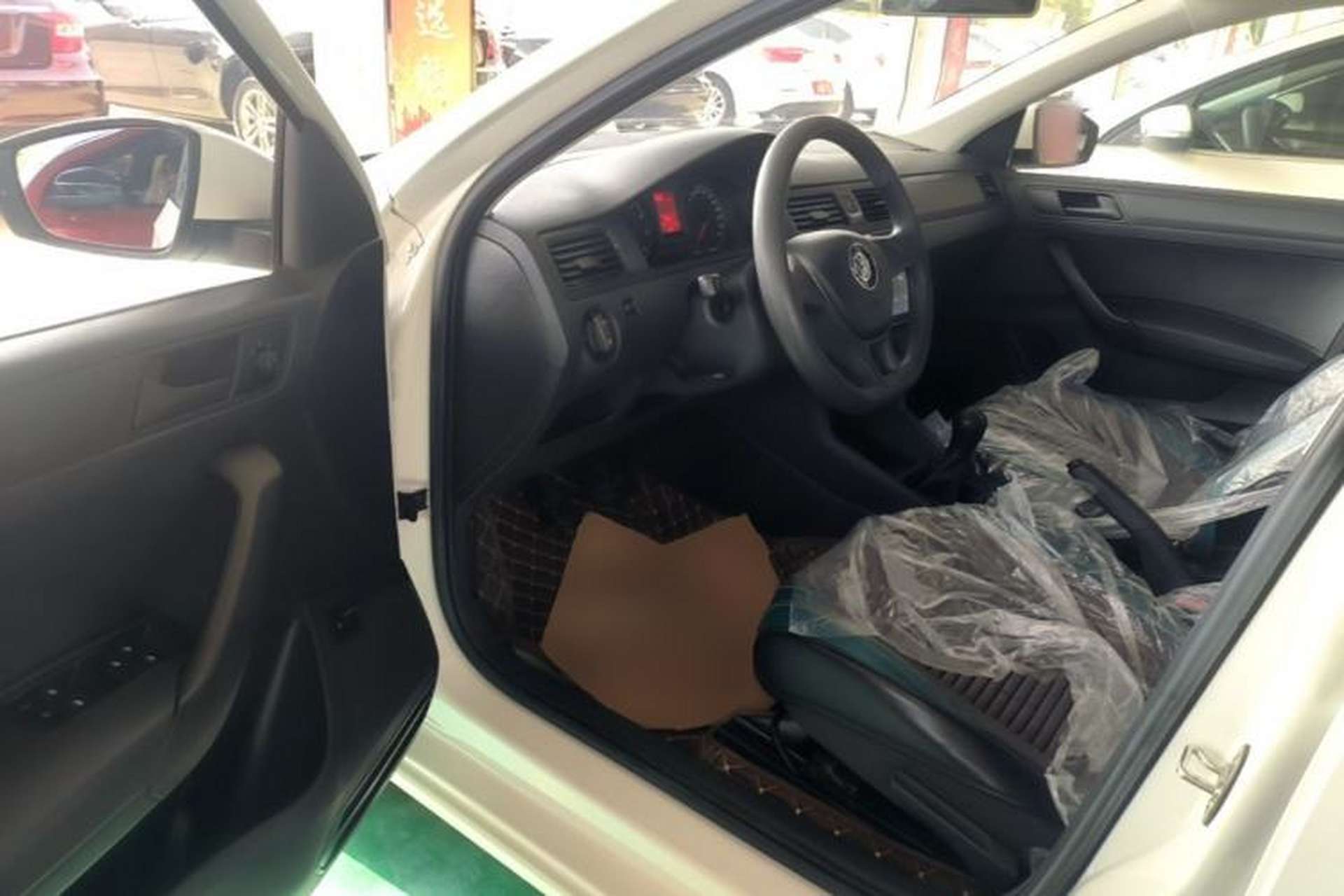 Used Volkswagen Santana 2018 1.5L Manual Fashion Edition Driver Seat