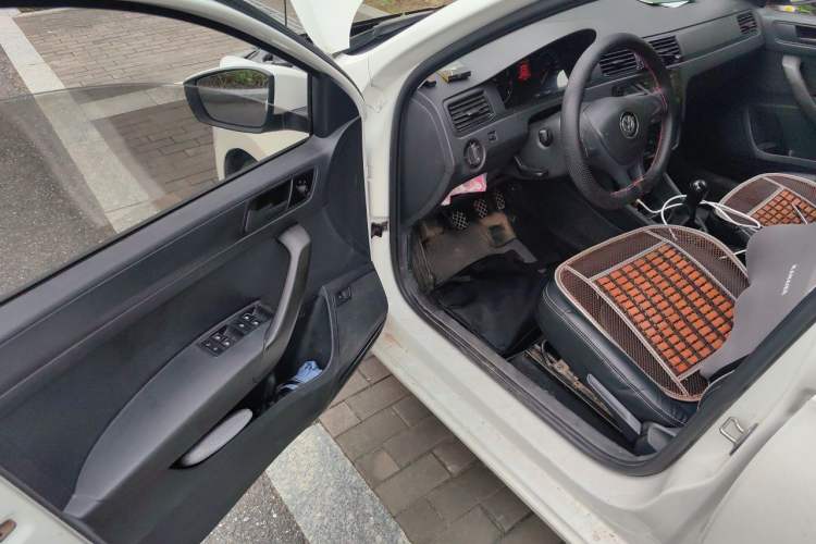 Used Volkswagen Santana 2018 1.5L Manual Fashion Edition Driver Seat