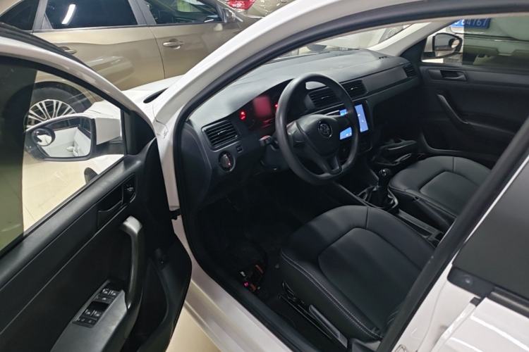 Used Volkswagen Santana 2018 1.5L Manual Fashion Edition Driver Seat