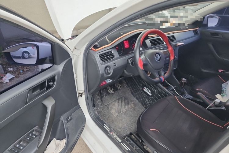 Used Volkswagen Santana 2018 1.5L Manual Fashion Edition Driver Seat