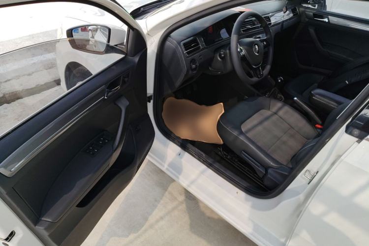 Used Volkswagen Santana 2018 1.5L Manual Comfort Edition Driver Seat