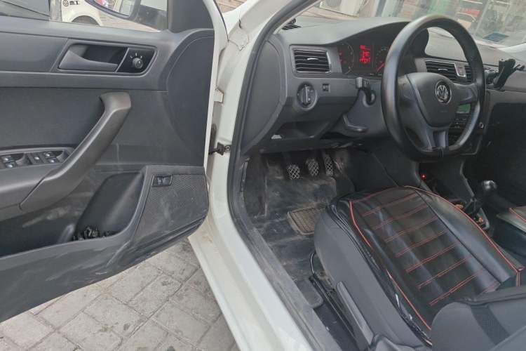 Used Volkswagen Santana 2018 1.5L Manual Fashion Edition Driver Seat