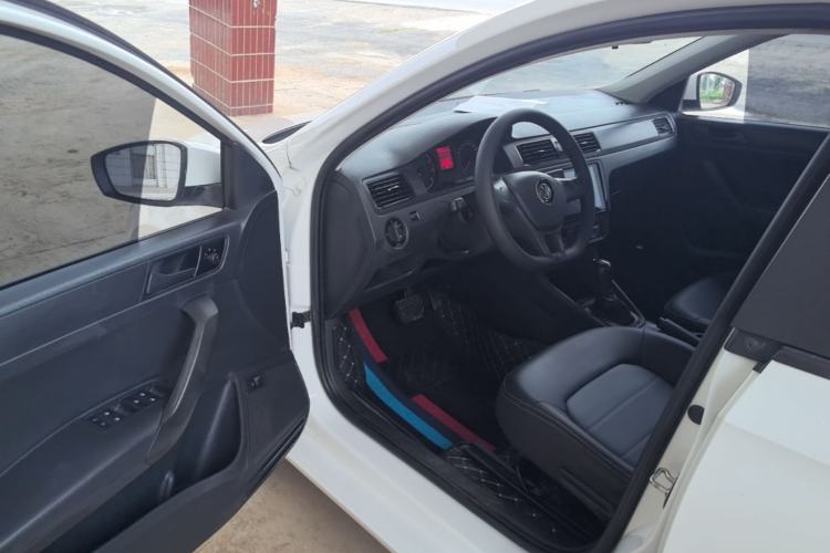 Used Volkswagen Santana 2018 1.5L Automatic Fashion Edition Driver Seat