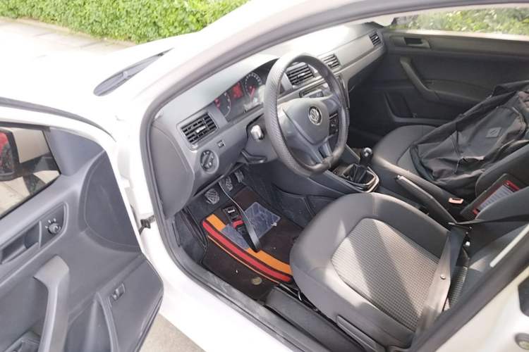 Used Volkswagen Santana 2018 1.5L Manual Fashion Edition Driver Seat