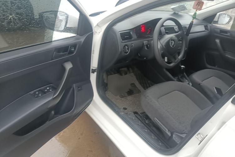 Used Volkswagen Santana 2018 1.5L Automatic Fashion Edition Driver Seat