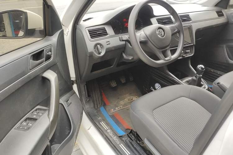Used Volkswagen Santana 2018 1.5L Manual Fashion Edition Driver Seat