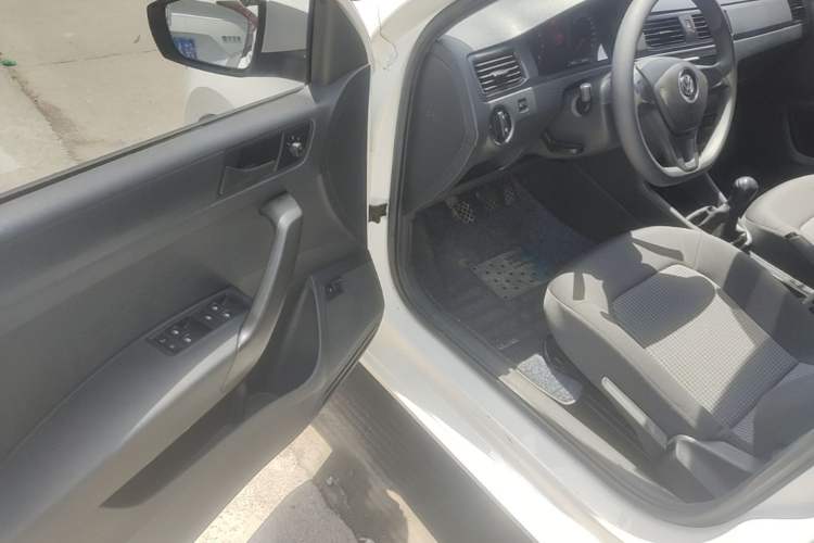 Used Volkswagen Santana 2018 1.5L Manual Fashion Edition Driver Seat