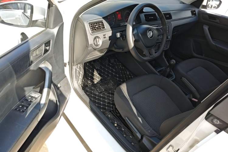 Used Volkswagen Santana 2018 1.5L Manual Fashion Edition Driver Seat