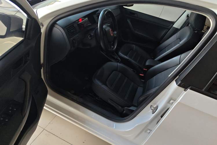 Used Volkswagen Santana 2018 1.5L Automatic Fashion Edition Driver Seat