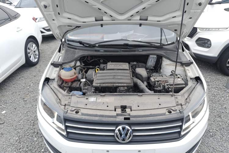 Used Volkswagen Santana 2018 1.5L Manual Fashion Edition Engine Bay