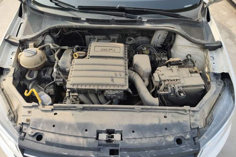 Used Volkswagen Santana 2018 1.5L Automatic Fashion Edition Engine Bay