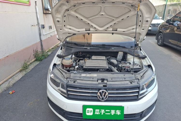 Used Volkswagen Santana 2018 1.5L Automatic Fashion Edition Engine Bay