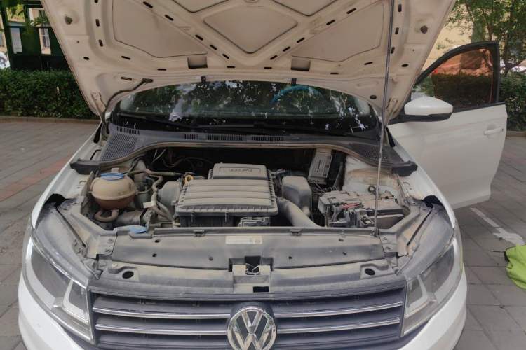 Used Volkswagen Santana 2018 1.5L Manual Fashion Edition Engine Bay
