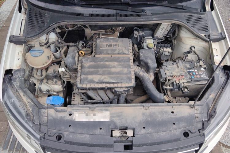 Used Volkswagen Santana 2018 1.5L Manual Fashion Edition Engine Bay
