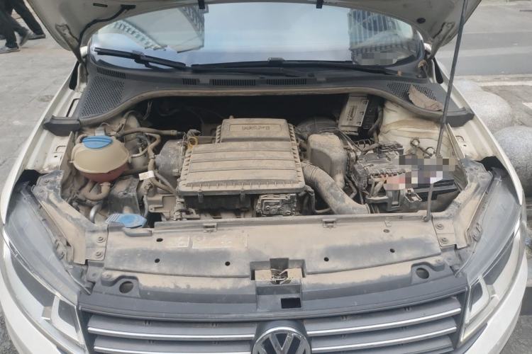 Used Volkswagen Santana 2018 1.5L Automatic Fashion Edition Engine Bay