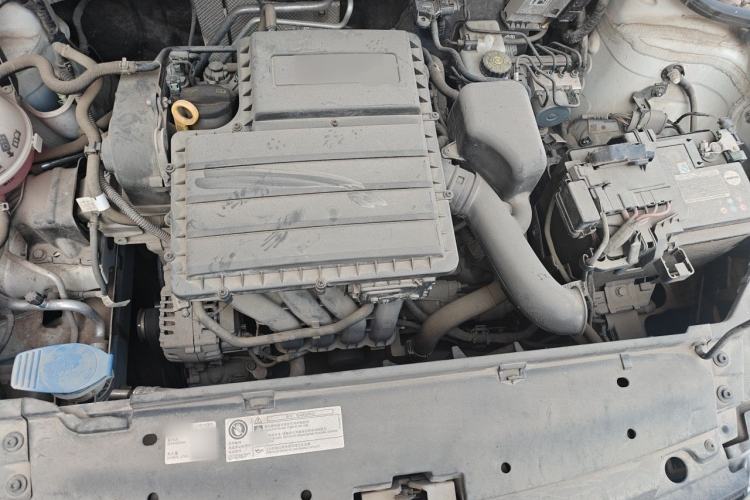 Used Volkswagen Santana 2018 1.5L Manual Fashion Edition Engine Bay