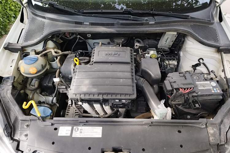 Used Volkswagen Santana 2018 1.5L Manual Fashion Edition Engine Bay