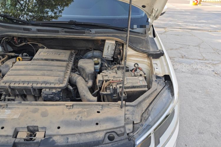 Used Volkswagen Santana 2018 1.5L Automatic Comfort Edition Engine Bay Left