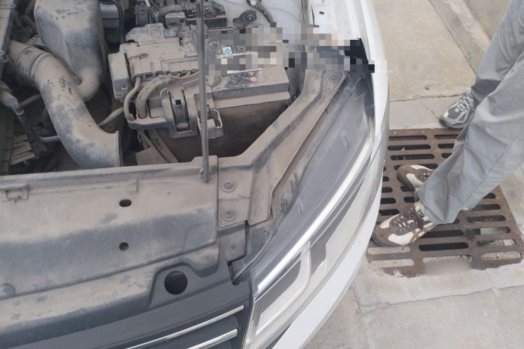 Used Volkswagen Santana 2018 1.5L Automatic Comfort Edition Engine Bay Left