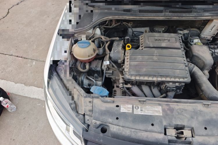 Used Volkswagen Santana 2018 1.5L Manual Fashion Edition Engine Bay Right
