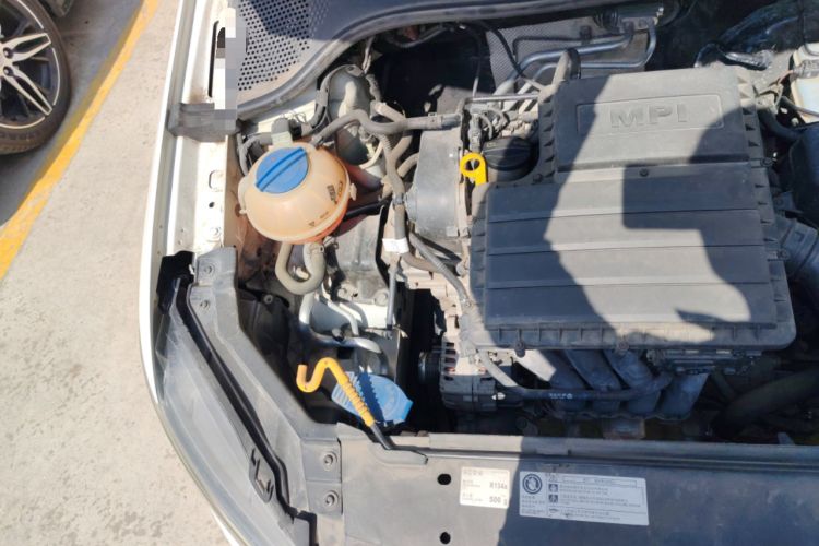 Used Volkswagen Santana 2018 1.5L Manual Fashion Edition Engine Bay Right