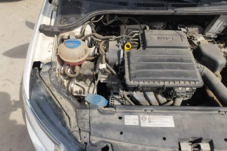 Used Volkswagen Santana 2018 1.5L Manual Fashion Edition Engine Bay Right