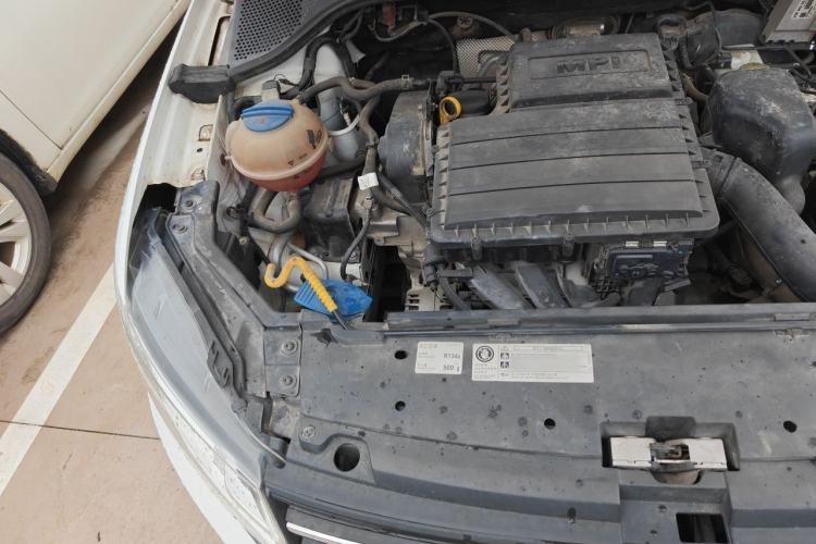 Used Volkswagen Santana 2018 1.5L Manual Fashion Edition Engine Bay Right