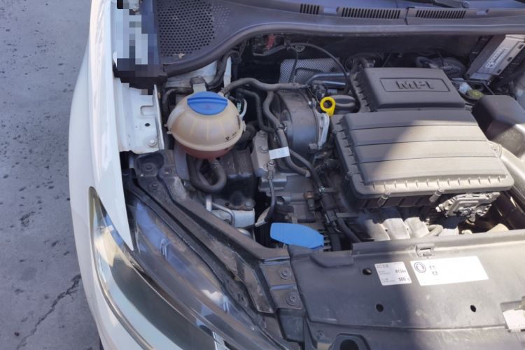 Used Volkswagen Santana 2018 1.5L Manual Fashion Edition Engine Bay Right