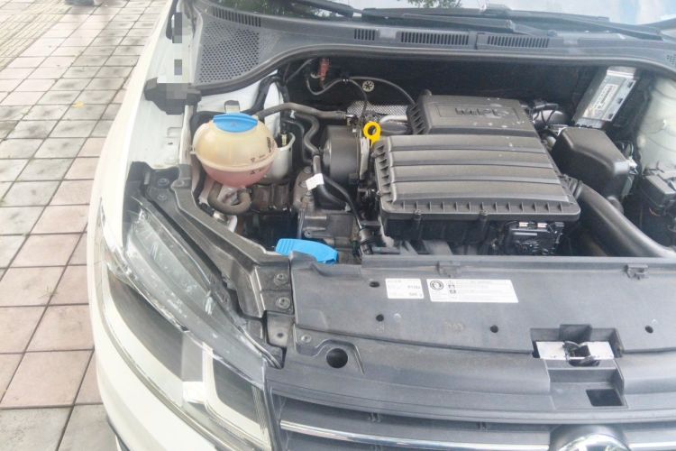 Used Volkswagen Santana 2018 1.5L Manual Fashion Edition Engine Bay Right