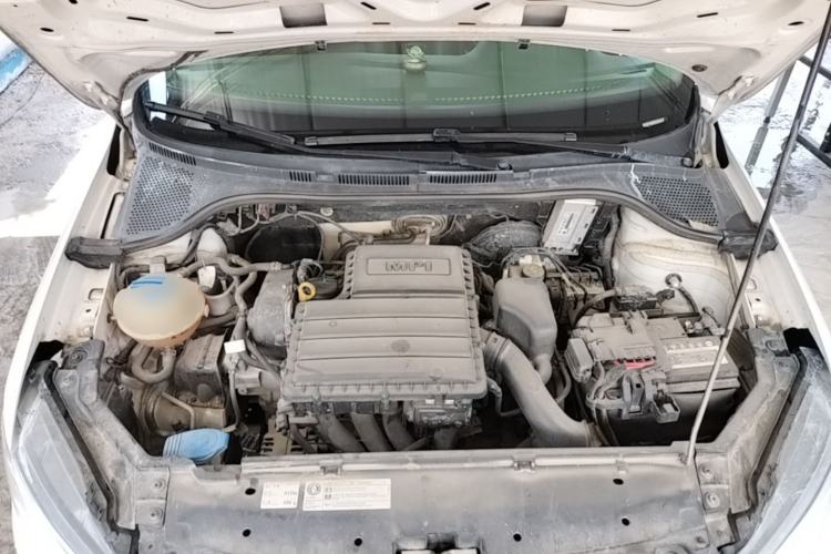 Used Volkswagen Santana 2018 1.5L Automatic Fashion Edition Engine Bay