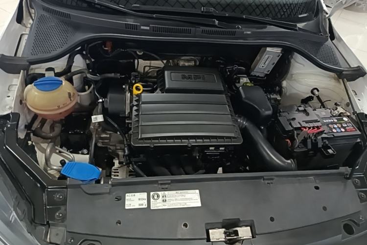 Used Volkswagen Santana 2018 1.5L Manual Fashion Edition Engine Bay
