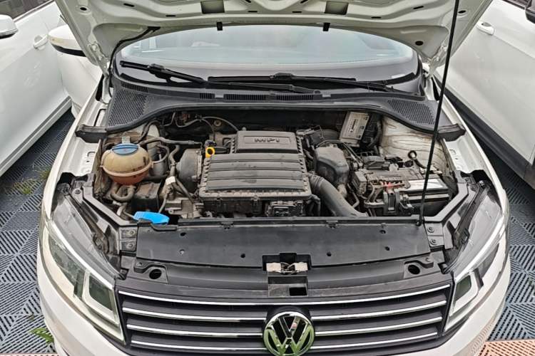 Used Volkswagen Santana 2018 1.5L Automatic Comfort Edition Engine Bay